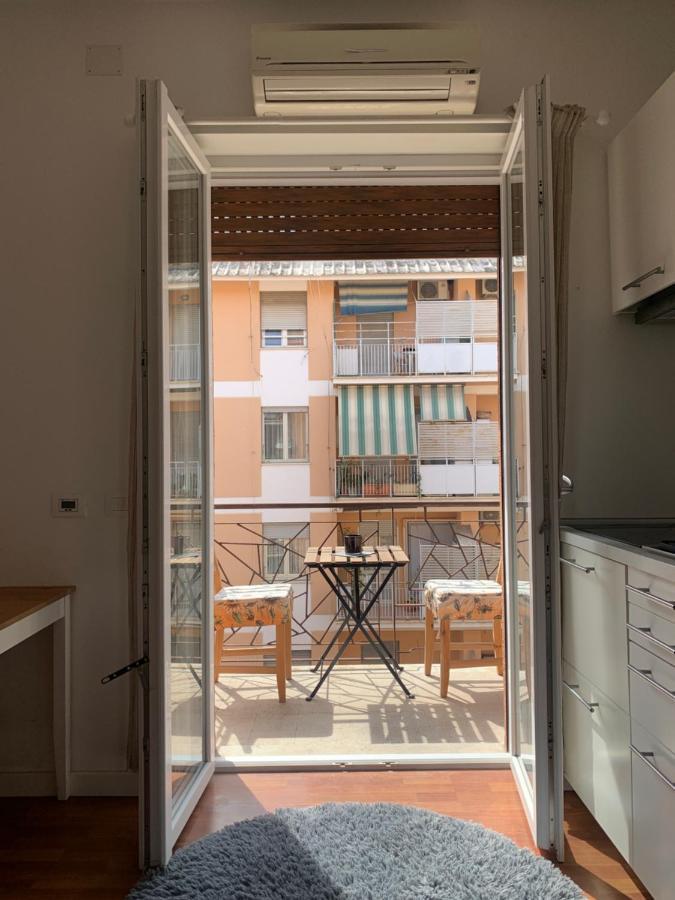 Our Cozy Homestay Roma Exterior foto